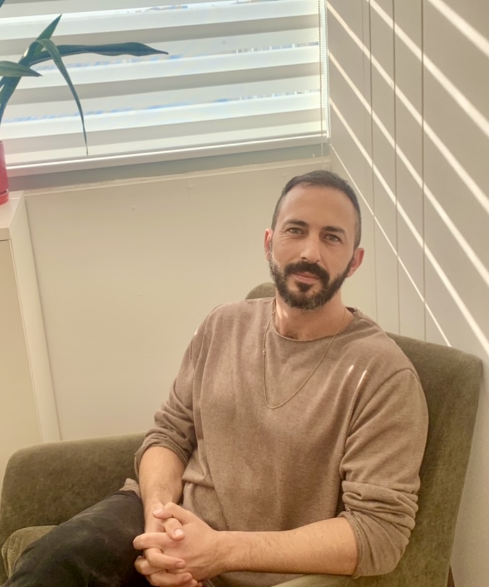 Dr. Raphael Marreiros